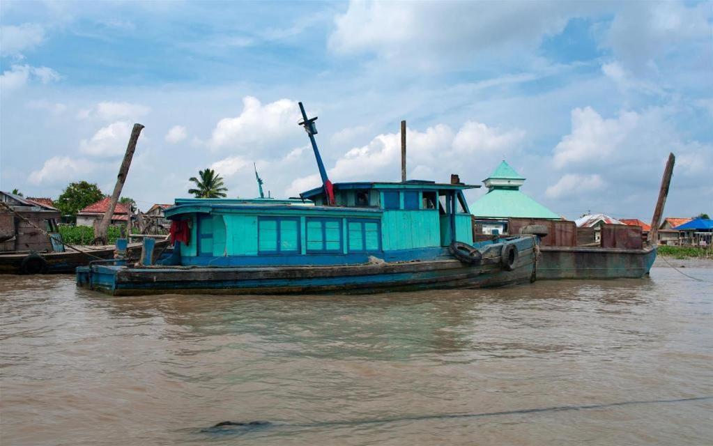 Oyo 568 Rajawali Homestay Palembang Kültér fotó